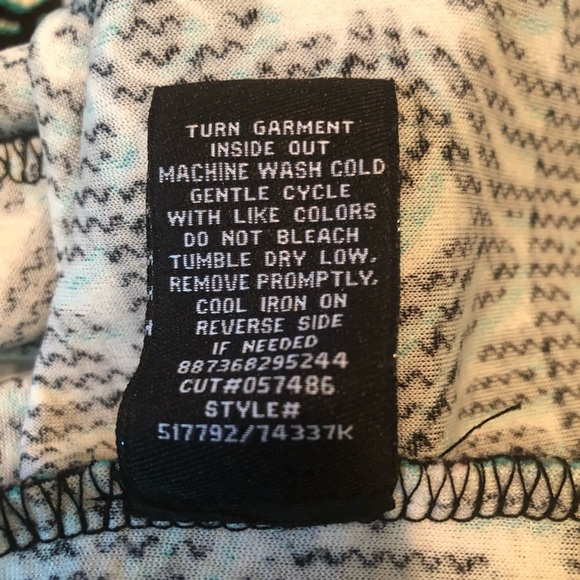 Indication dress - Picture 6 of 6